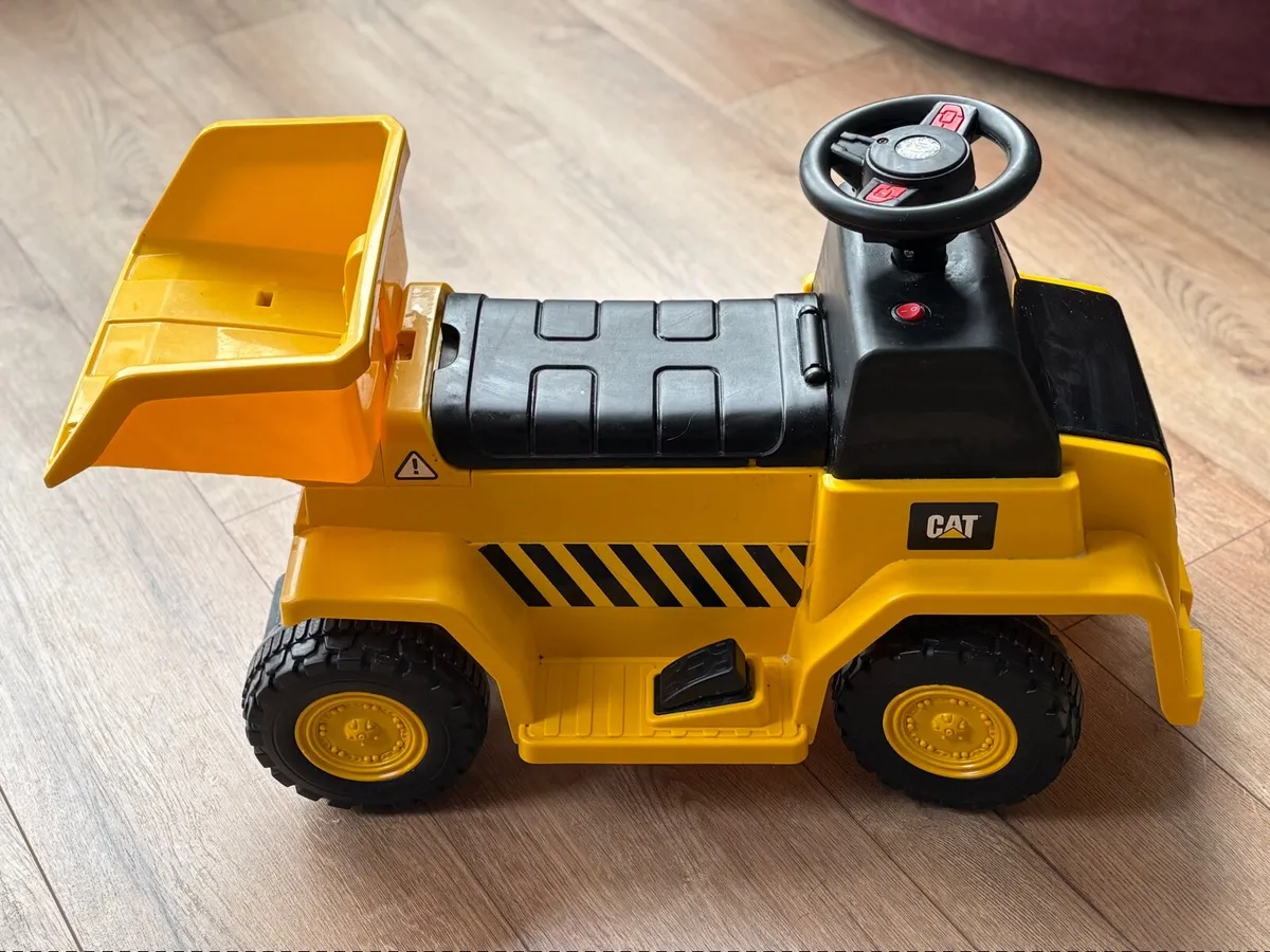 Ride on Dump Truck - Image 1