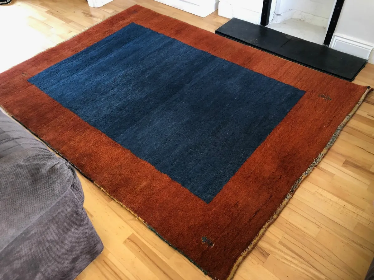 Large, Thick Rug 170cm x 240cm - Image 1