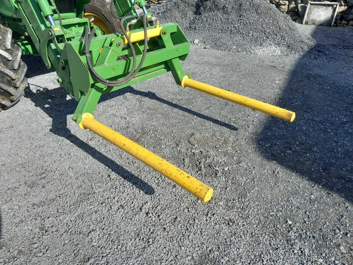 Hydraulic Bale Handler