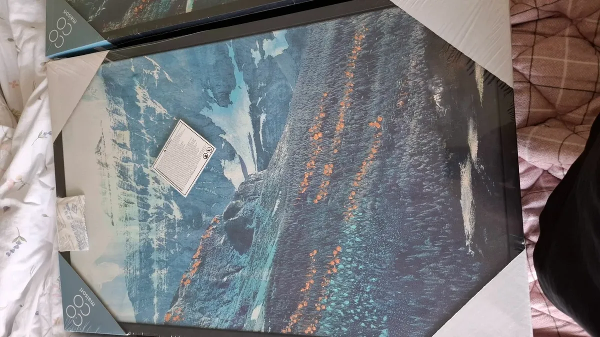 Set of 3 large framed canvas wall art pieces - Image 3