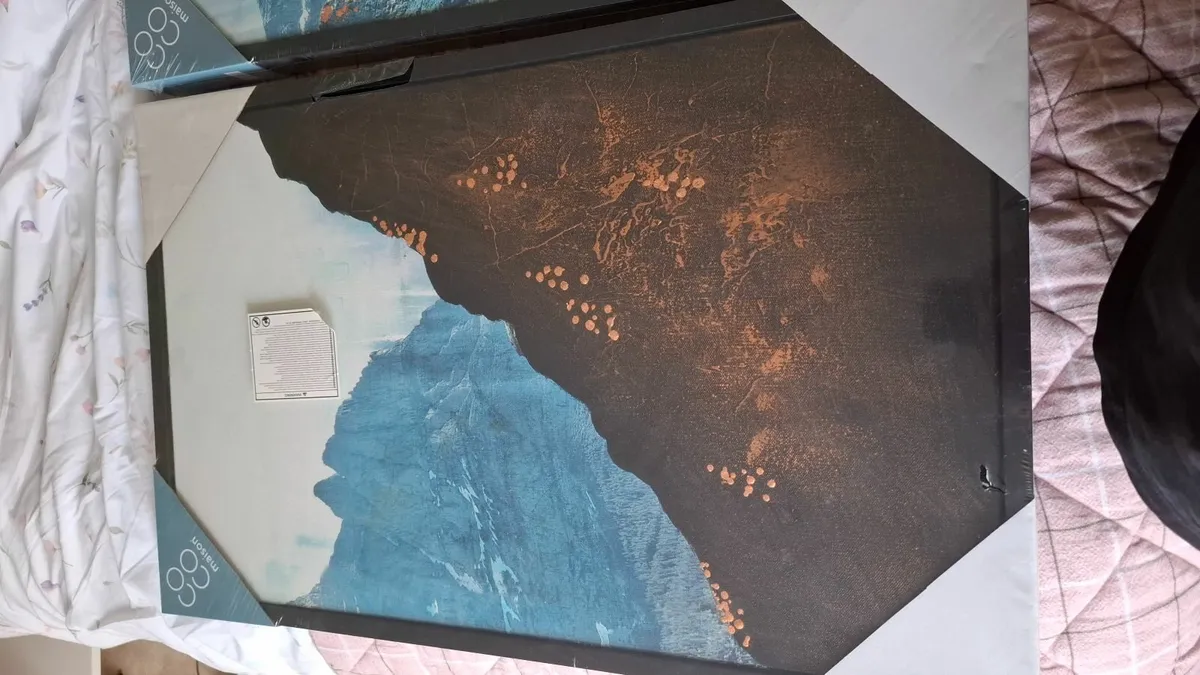 Set of 3 large framed canvas wall art pieces - Image 4