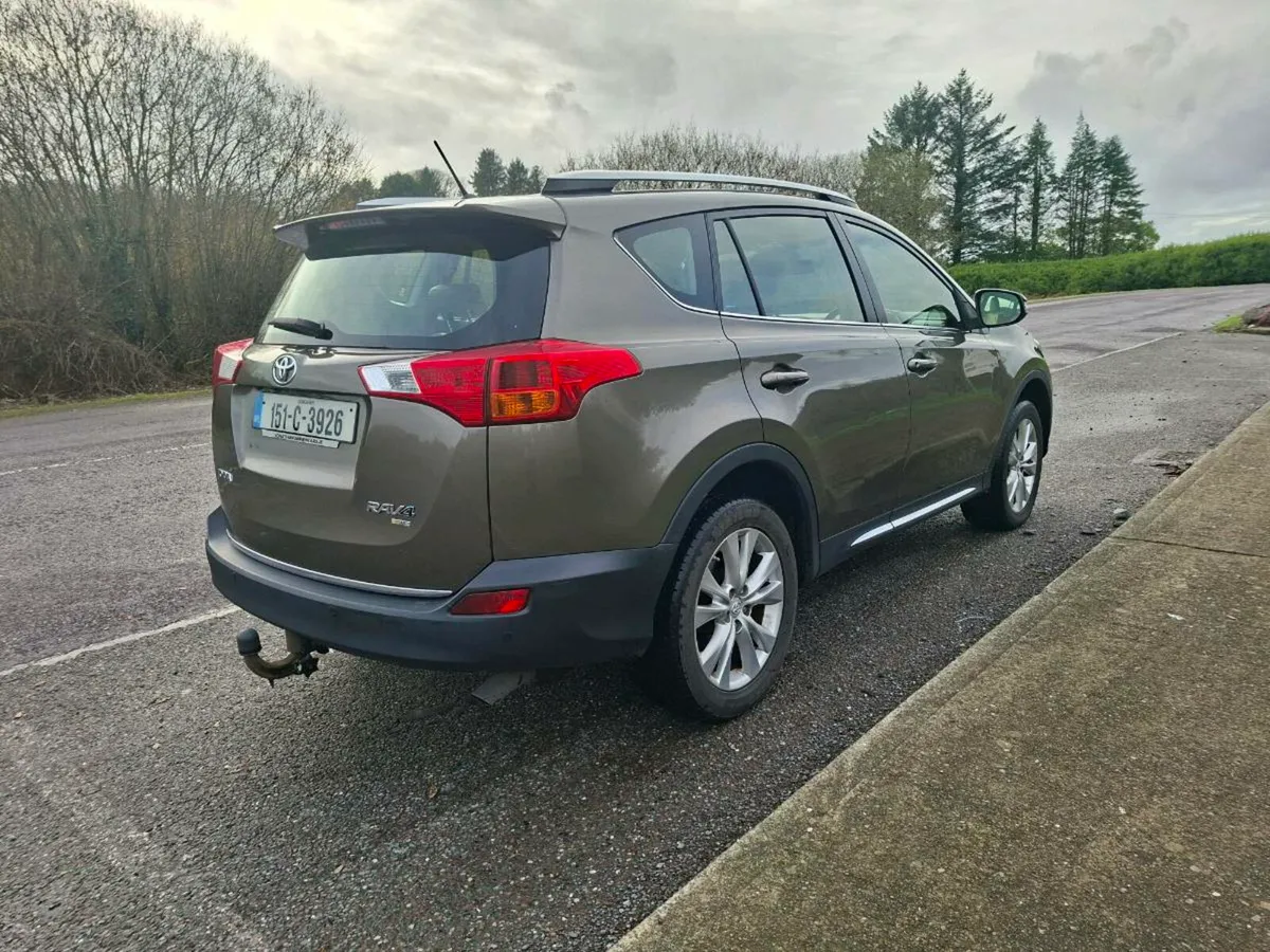 2015 Toyota Rac 4 - Image 3