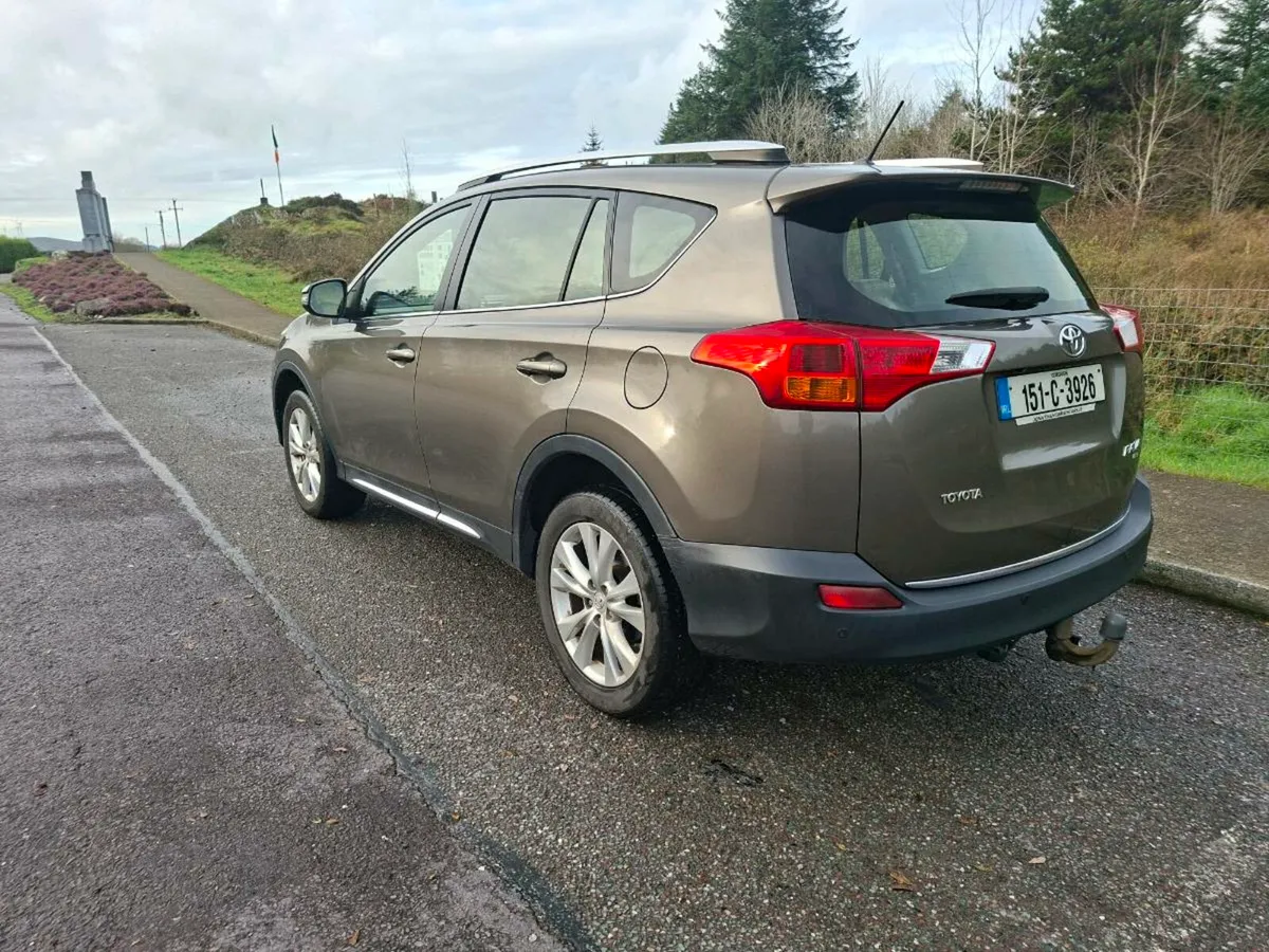 2015 Toyota Rac 4 - Image 4