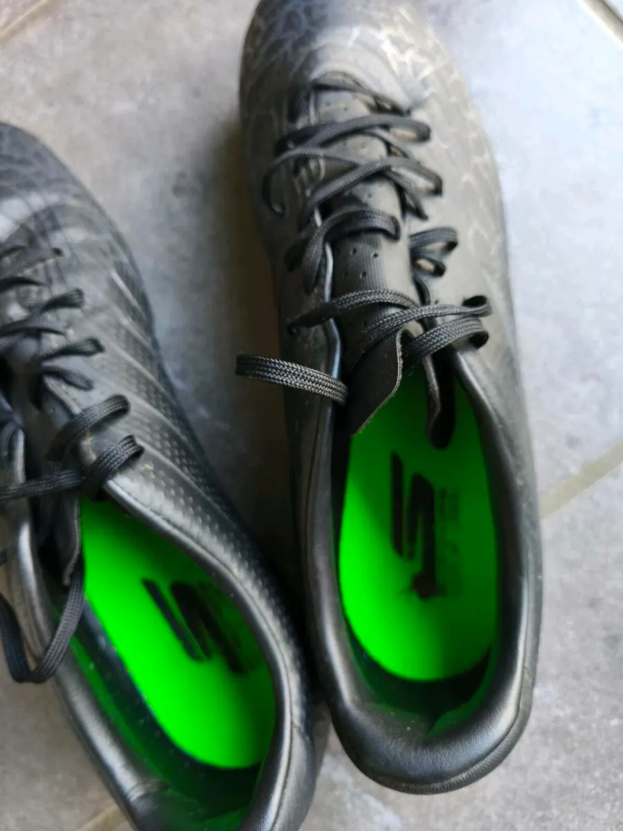 Skechers SKX-01 football boots - Image 4