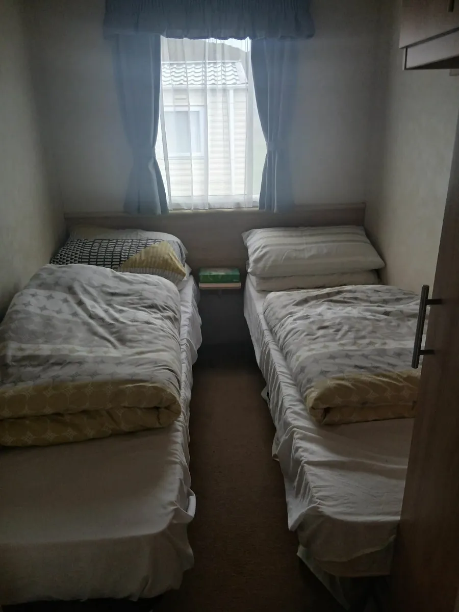 Mobile Home - Image 4