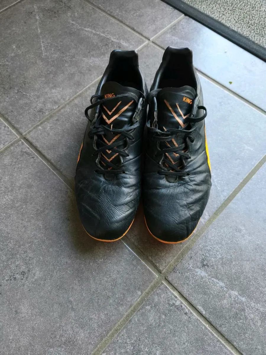 Puma King football boots - Image 1