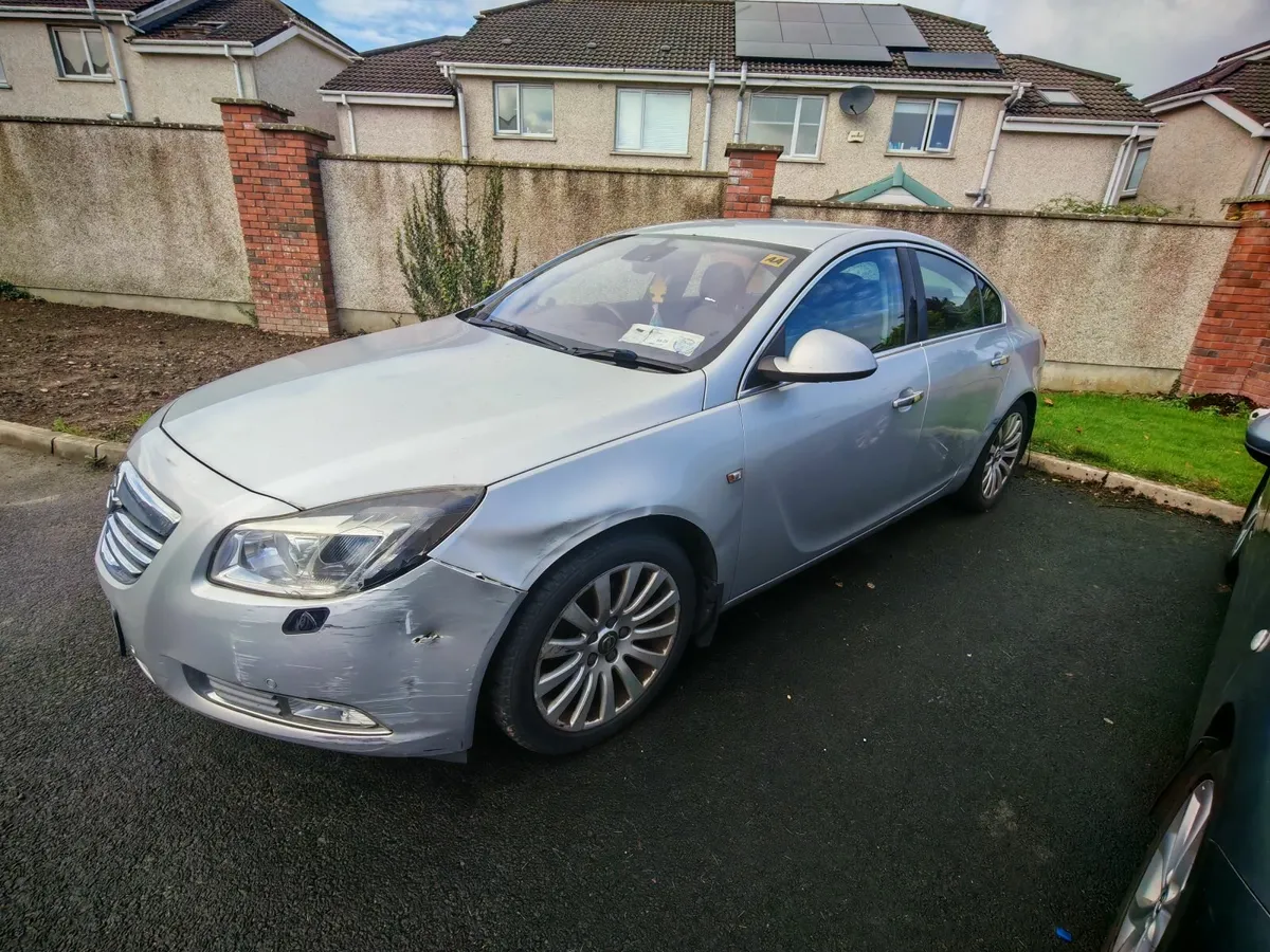 2011 Opel Insignia *Price Negotiable* - Image 2
