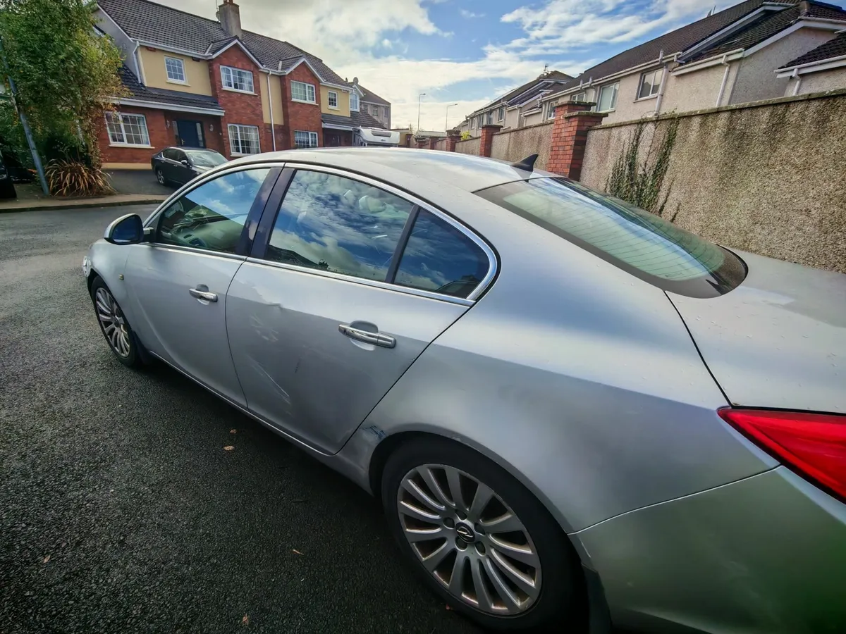 2011 Opel Insignia *Price Negotiable* - Image 4
