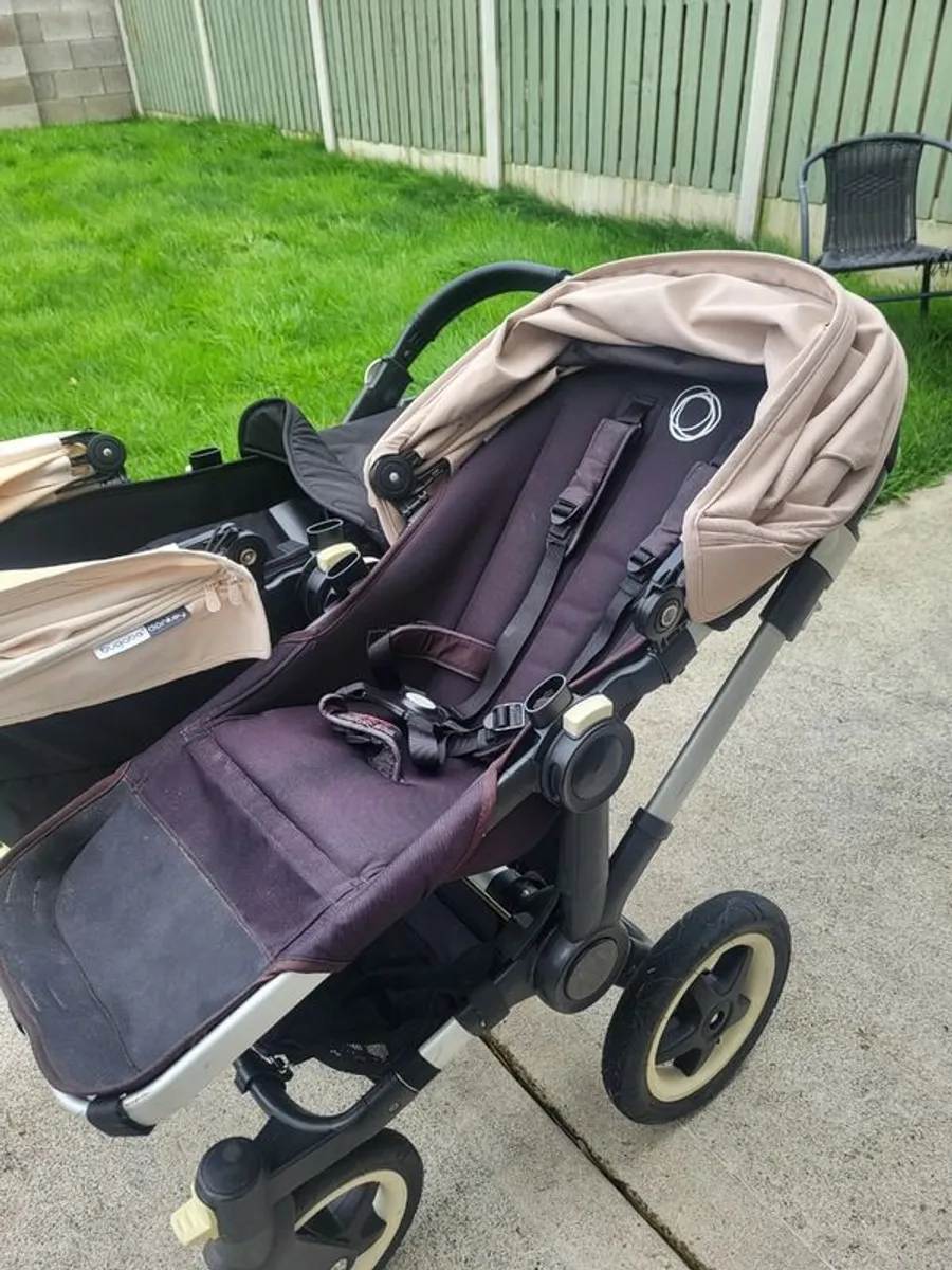 Bugaboo Donkey 5 Double pushchair - Excellent Condition - Image 4