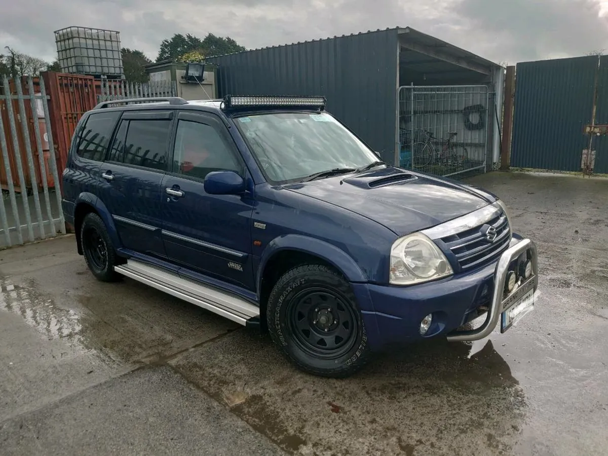 Suzuki Grand Vitara XL7 - Image 3