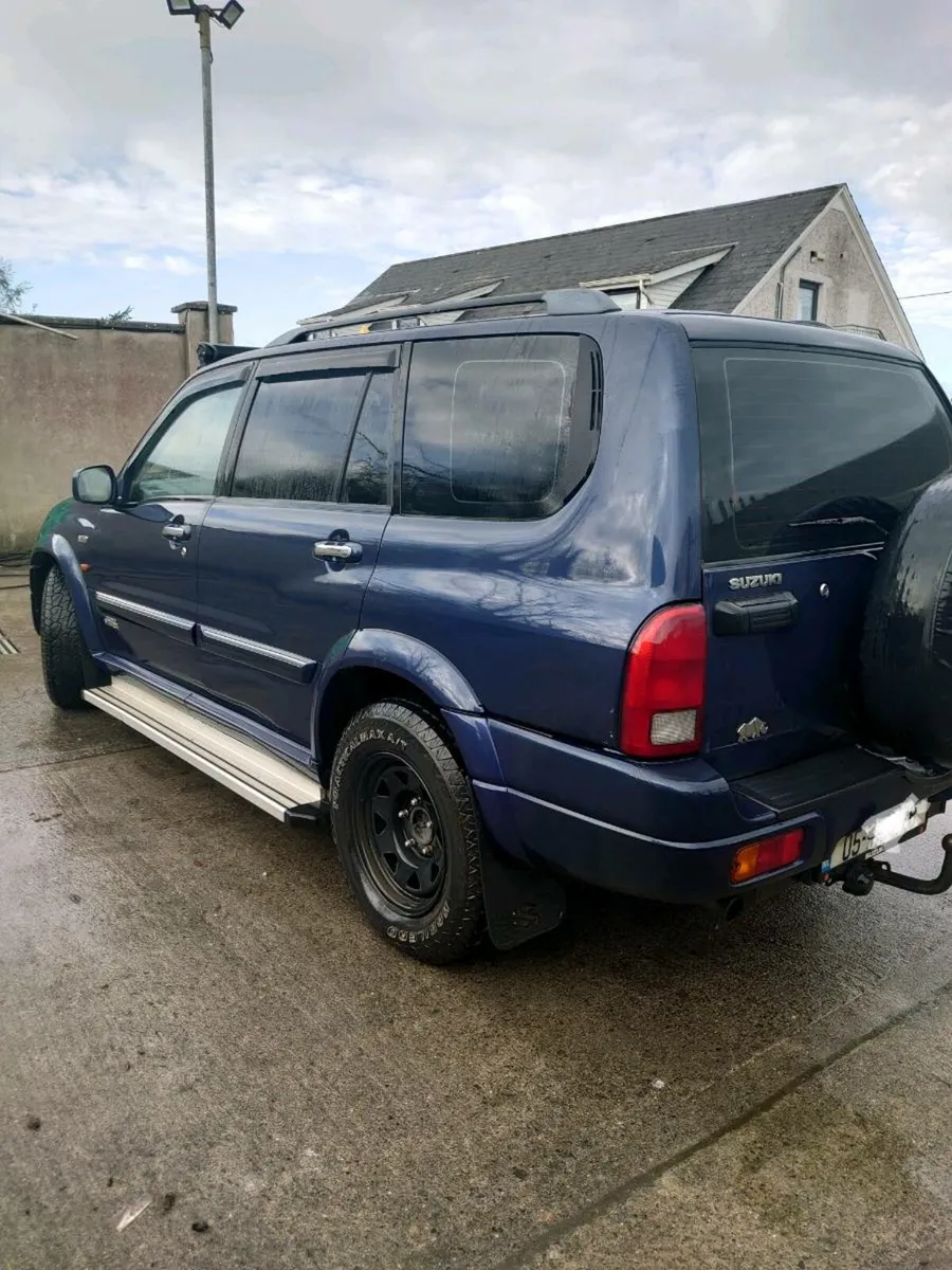 Suzuki Grand Vitara XL7 - Image 4
