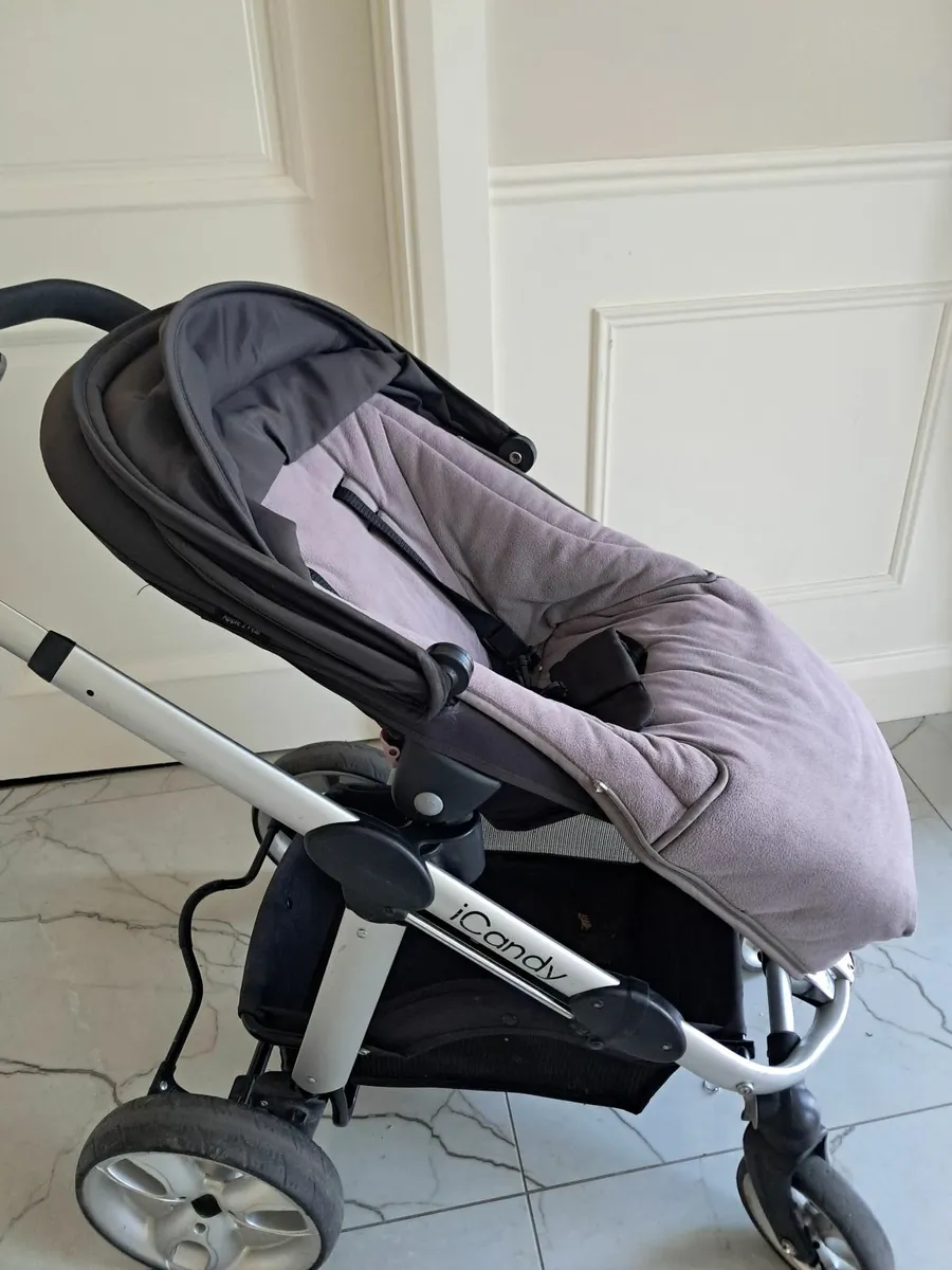 Baby items - Image 1