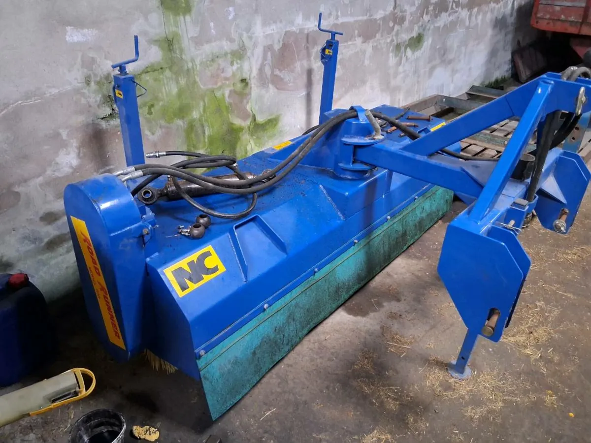 Nc road sweeper - Image 1