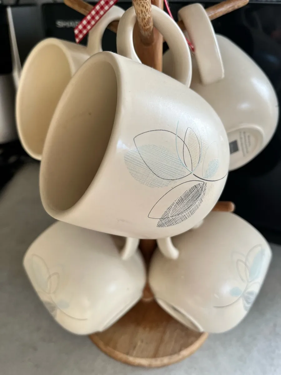 Eden stoneware Six mugs with a stand - Image 1