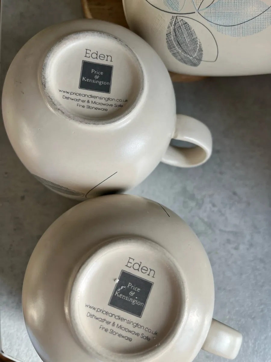 Eden stoneware Six mugs with a stand - Image 2