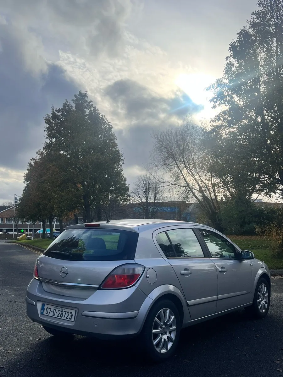 Opel Astra 1.4 Petrol Nct 02/26 - Image 4