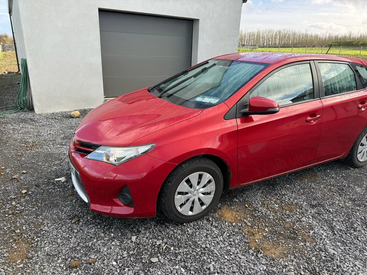 2013 Toyota Auris 1.4 D4D - Image 4