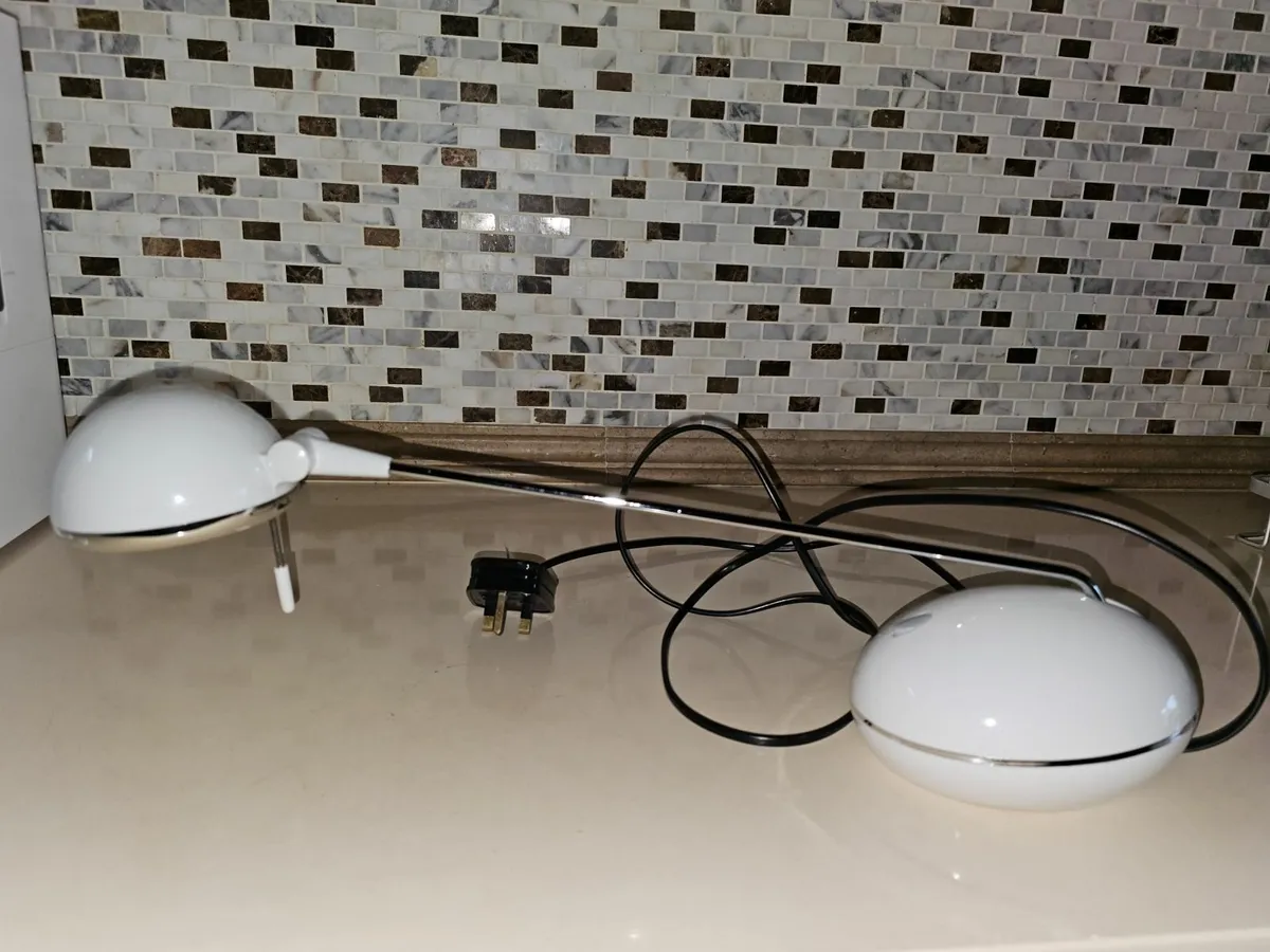 adjustable desk Table Lamp: Ring Li - Image 2