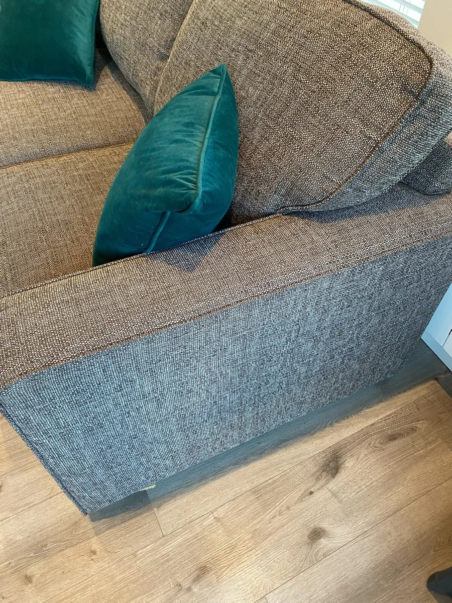 Lovely Two seater Grey Couch - Image 4