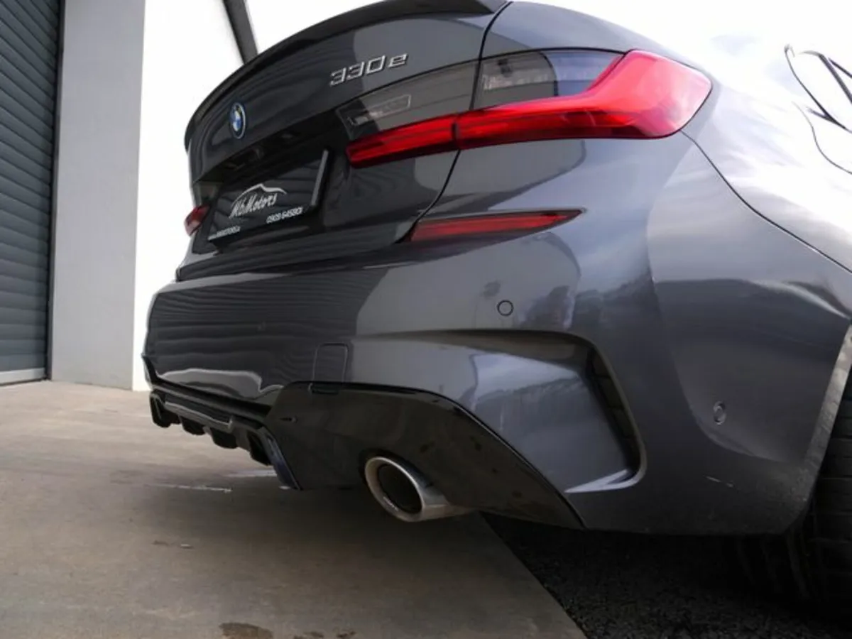 BMW 3-Series 330E M SPORT - Image 3