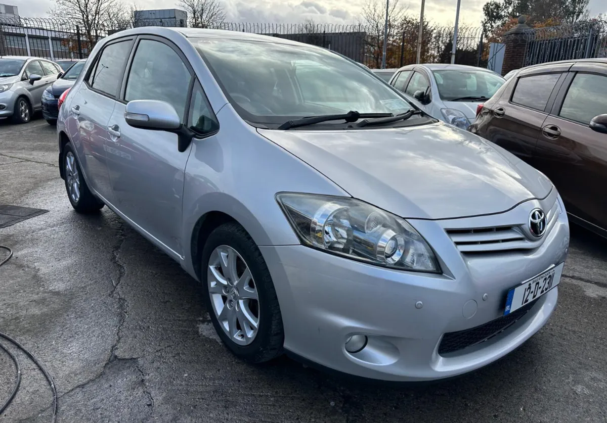 Toyota Auris 2012 / New Nct/ warranty - Image 2
