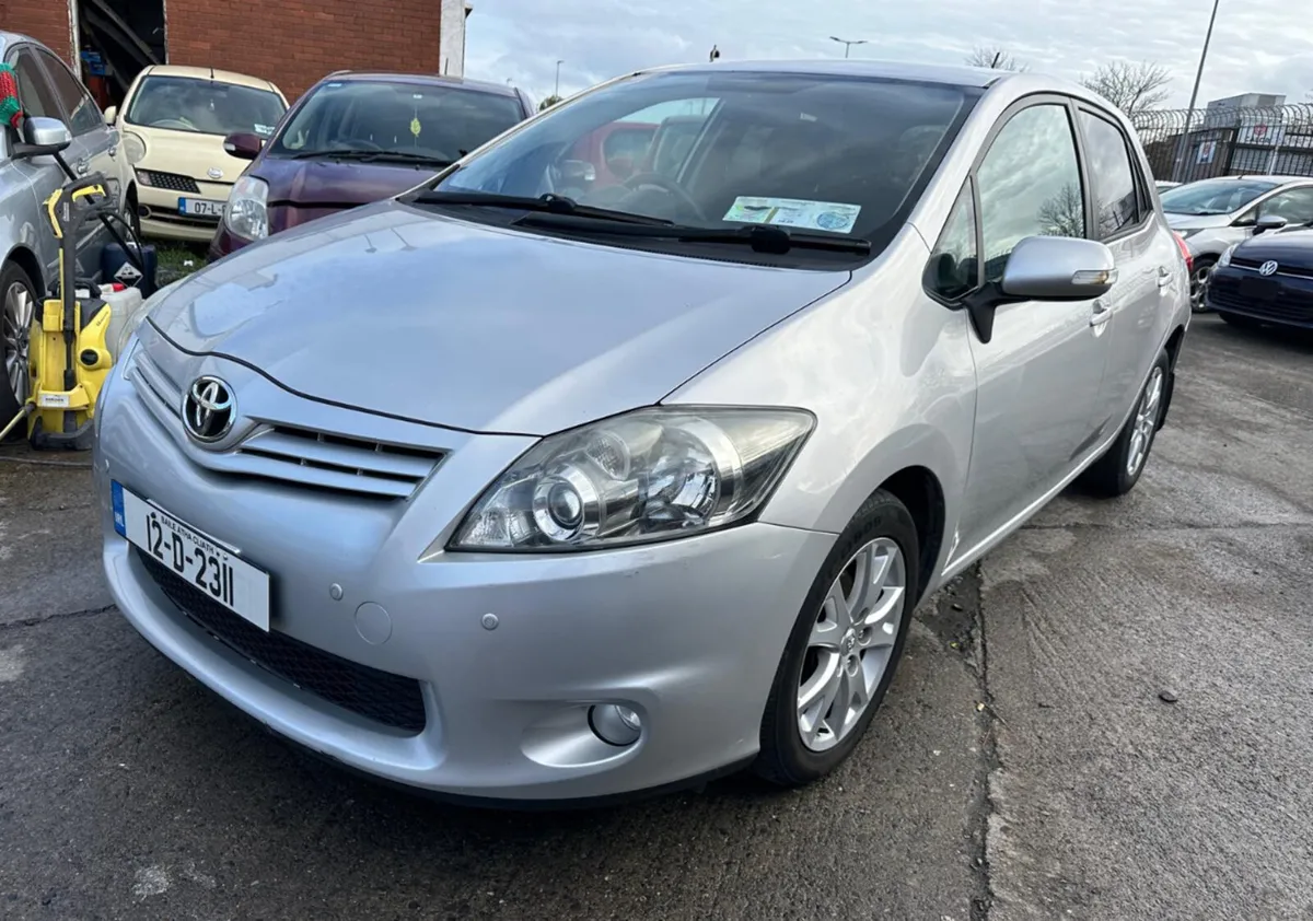 Toyota Auris 2012 / New Nct/ warranty - Image 1
