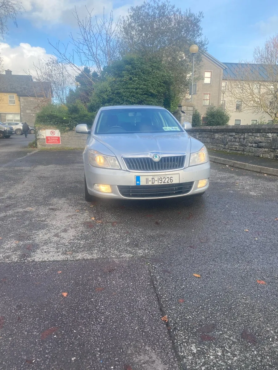 €2250 2011 Skoda Octavia 1.6 Diesel - Image 2