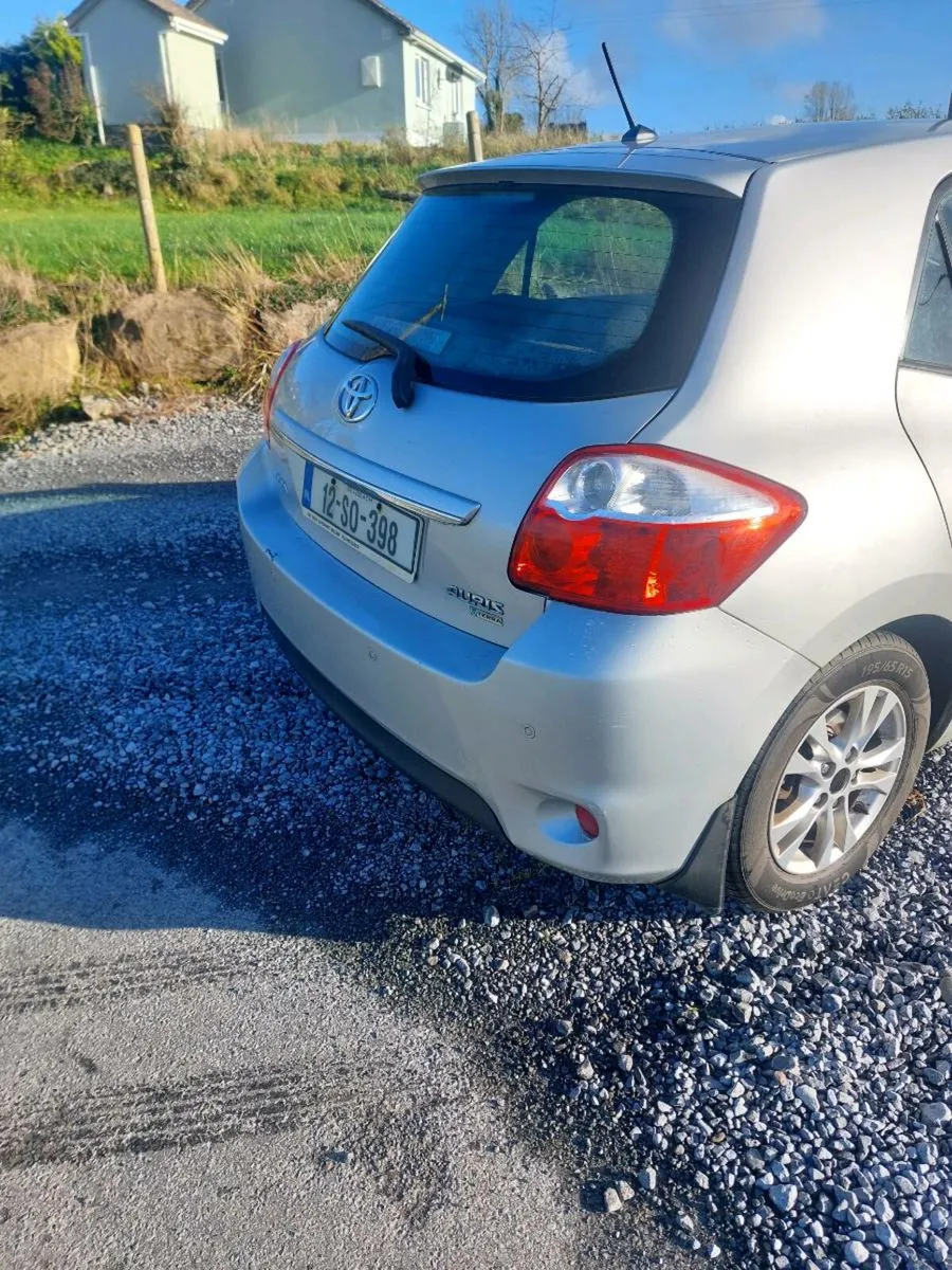 Toyota auris - Image 4