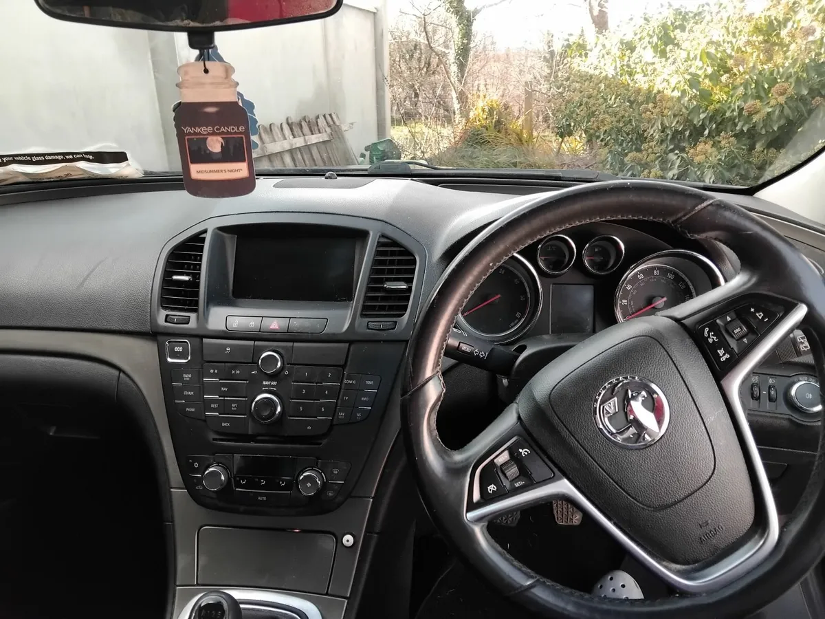 Vauxhall Insignia 2013 - Image 2