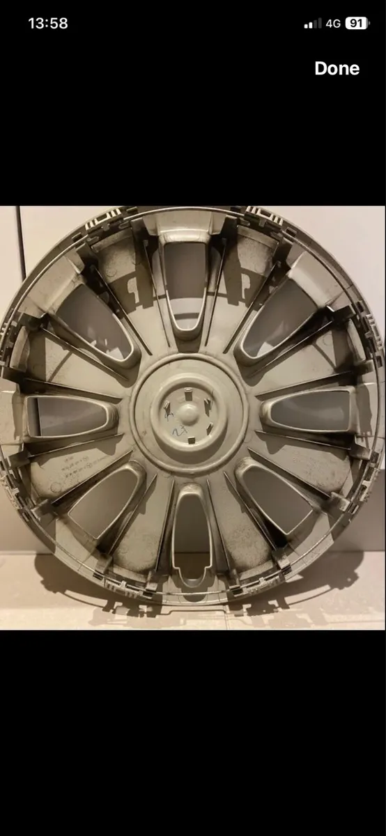 Hubcap Merc Vito 2016 - Image 3