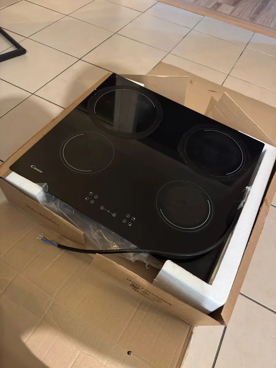 Candy 60cm Built-in Ceramic Hob | CH64CCB - Image 2