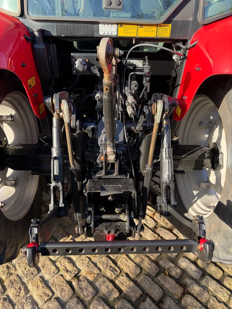 Massey Ferguson 5455 *2850 hours* - Image 3