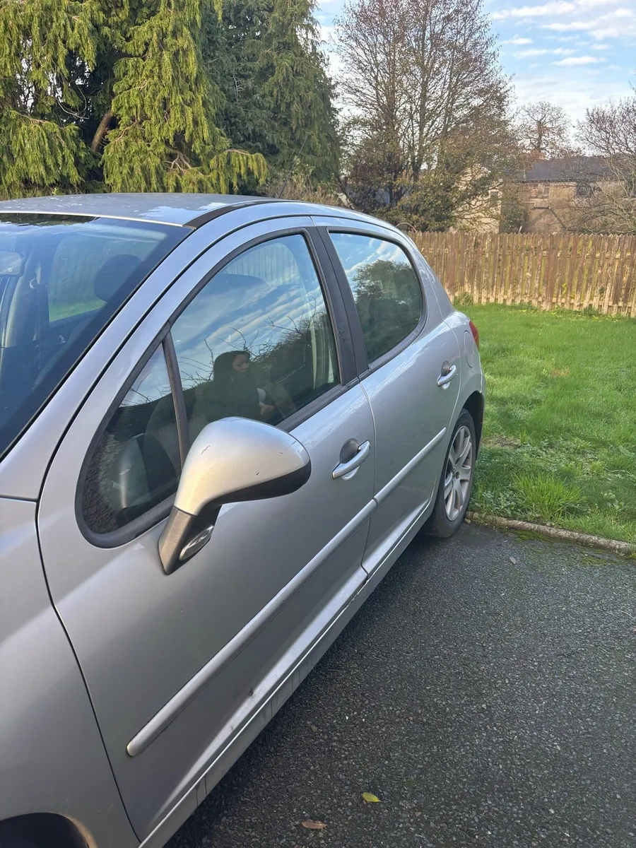 Peugeot 207 HDI 1.6 - Image 2