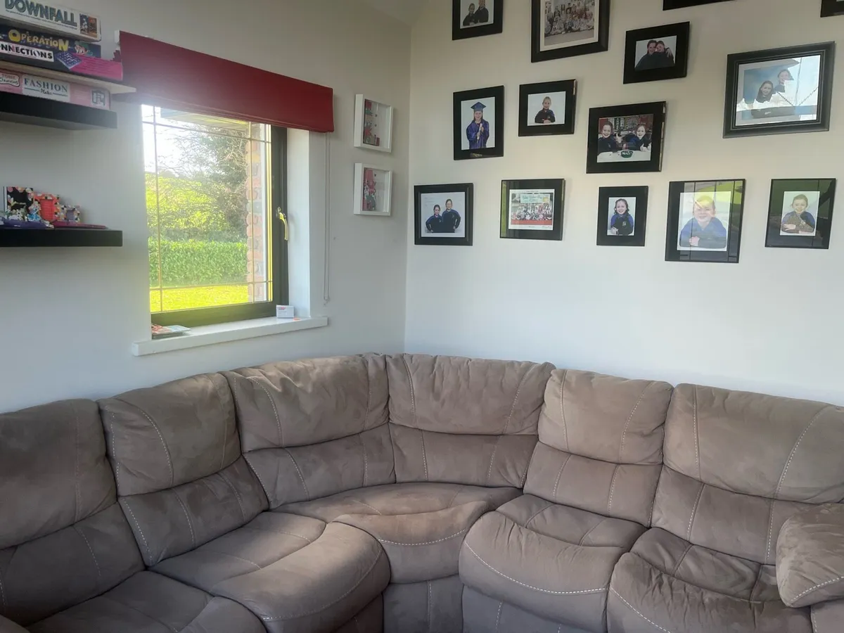 Corner sofa - Image 2