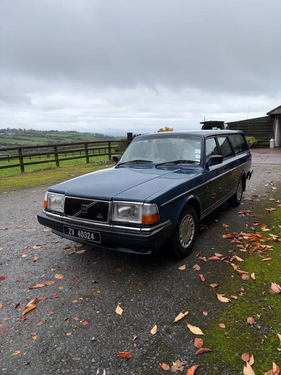 Volvo 240 2.0 SE 5dr New NCT - Image 2