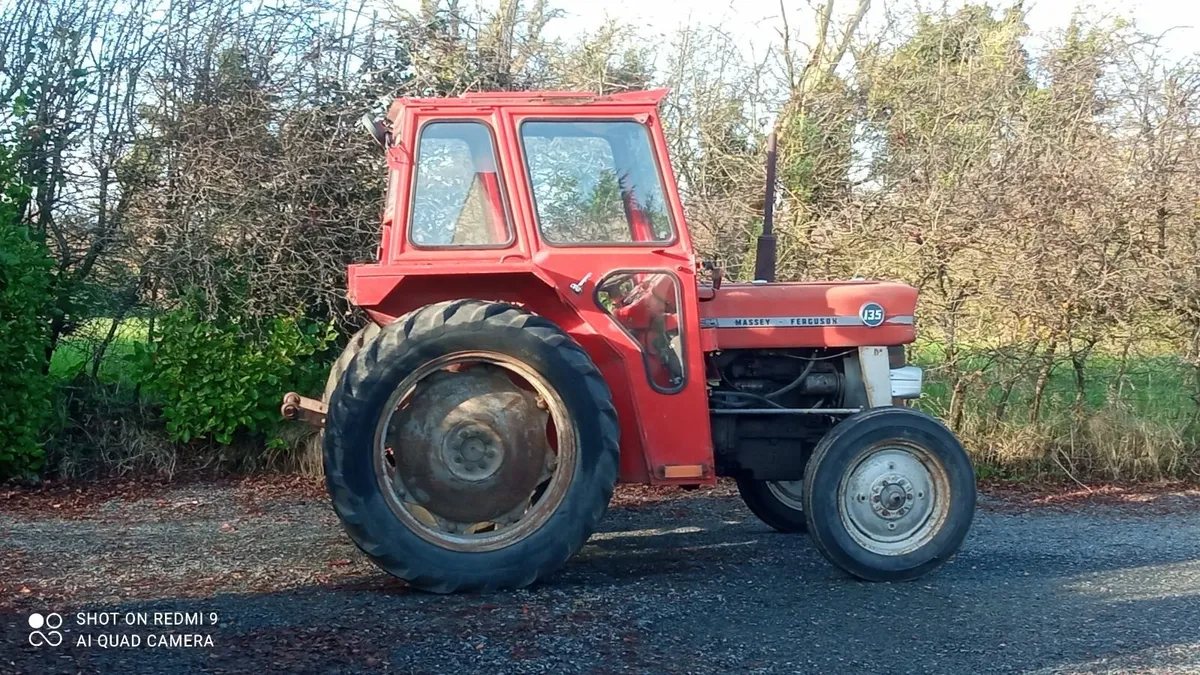 Massey Ferguson 135 - Image 1