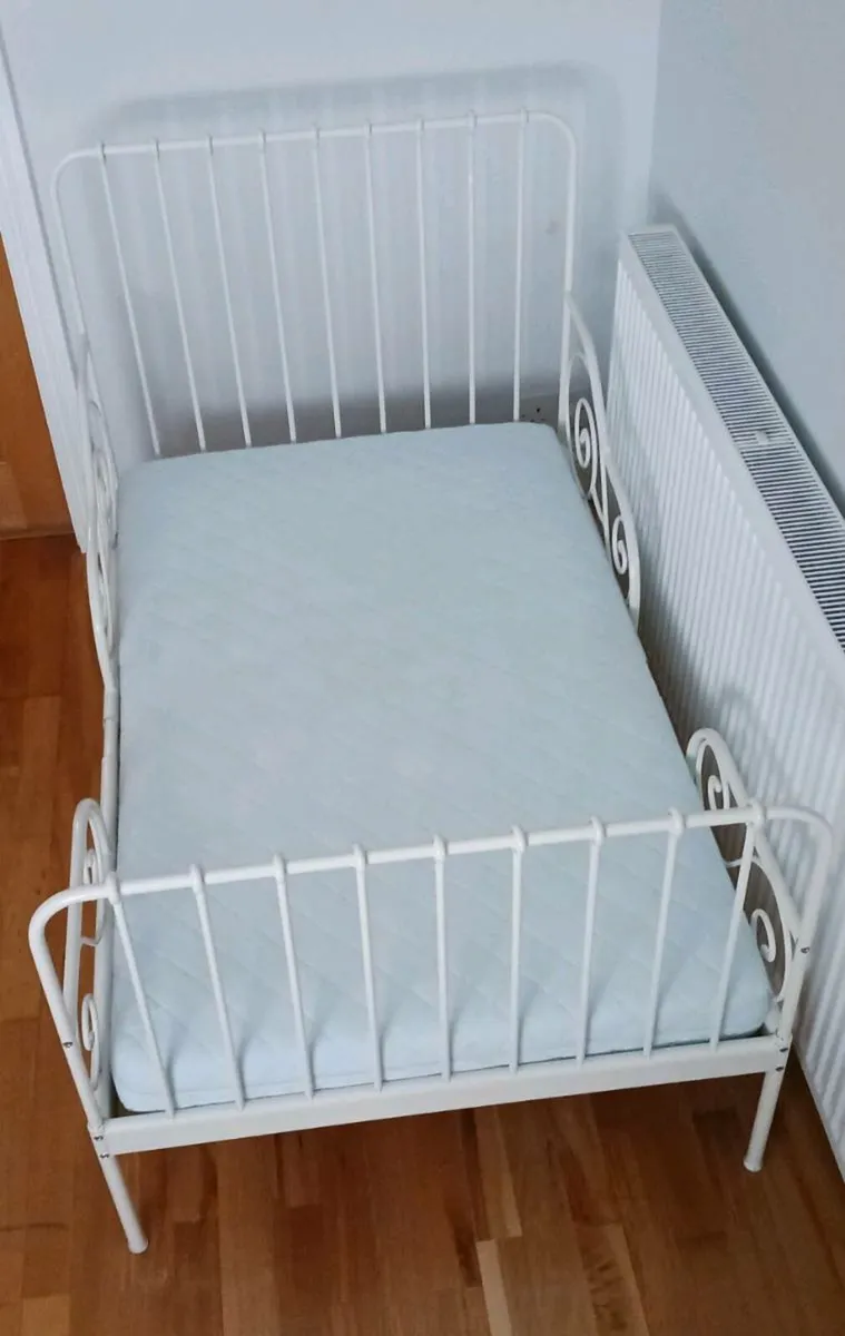 Extendable bed - Image 2