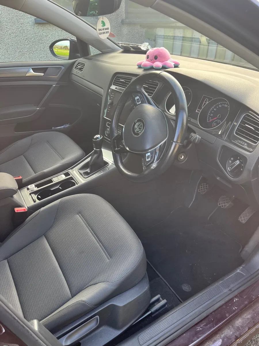 Volkswagen Golf 2018 - Image 2