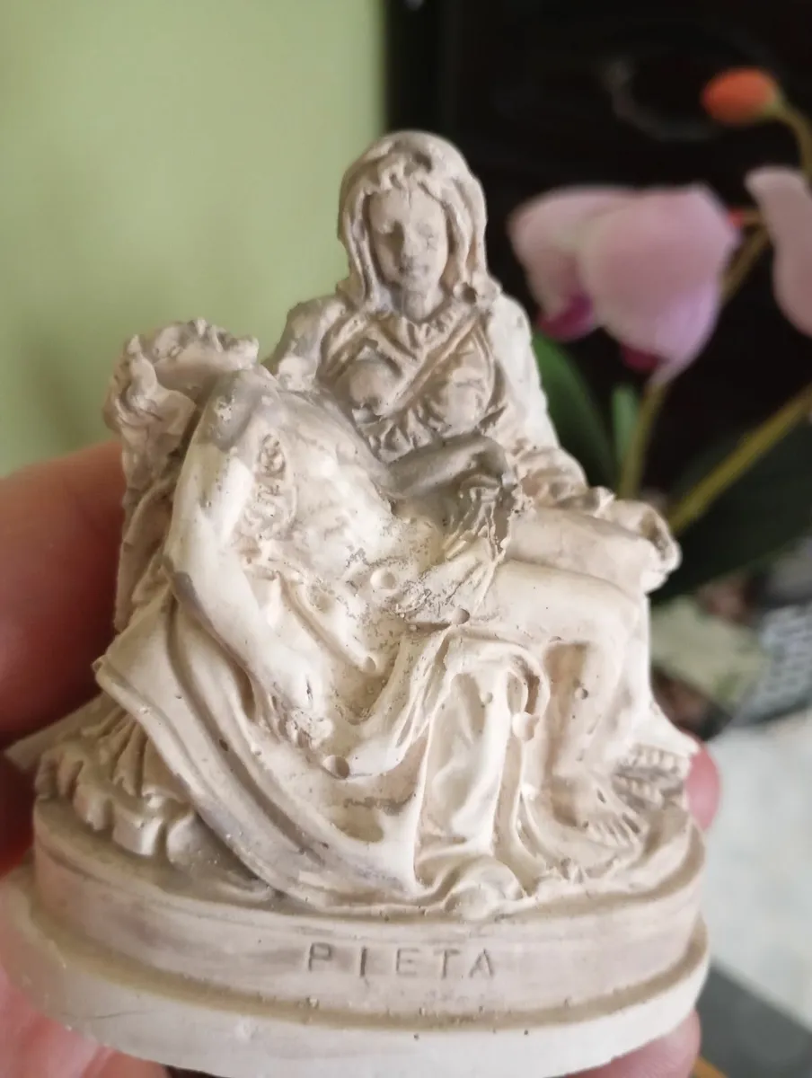 Lady of pieta statue.  Made in Dublin - Image 3