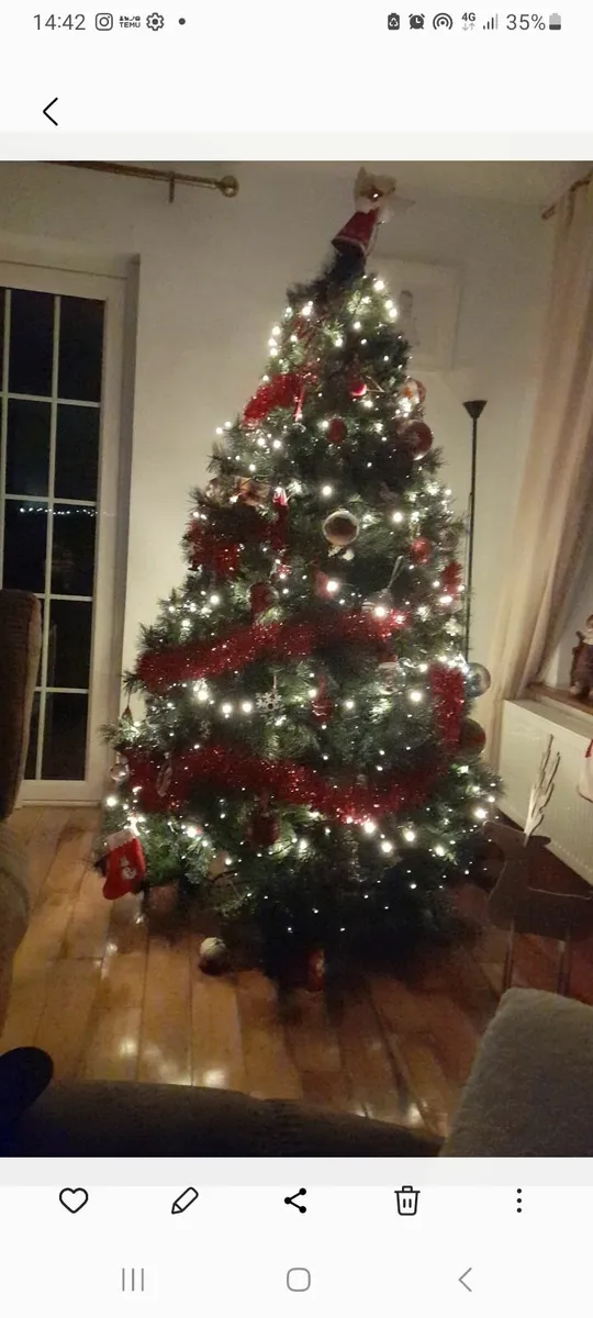 Christmas tree - Image 1