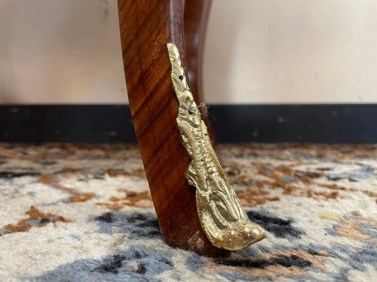 Mahogany and Kingwood Invertedly Carved Chest of Drawers - Image 3