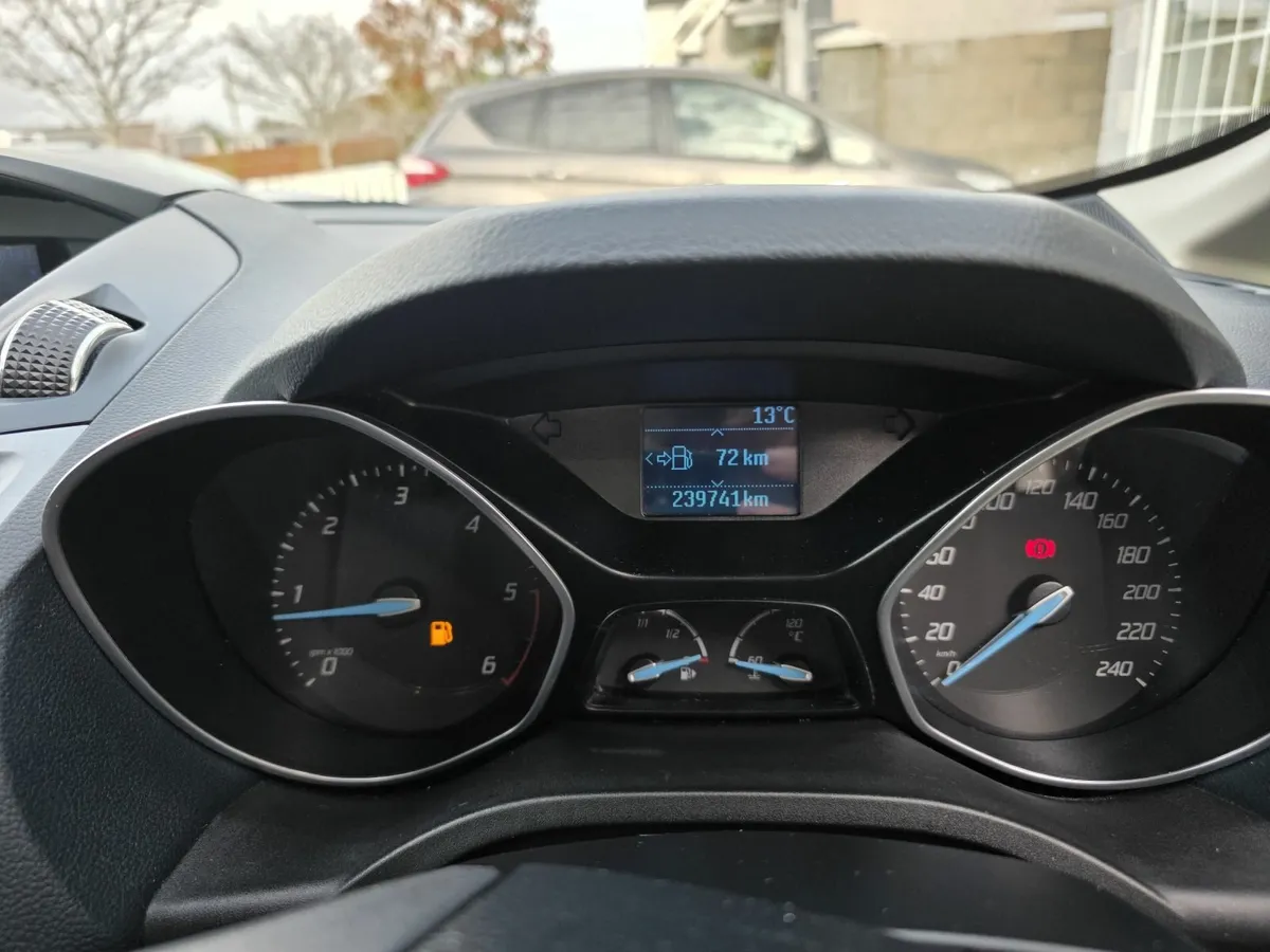 Ford Grand C-Max 2012 - Image 1