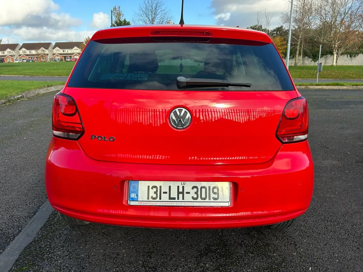 2013 Volkswagen Polo - Image 2