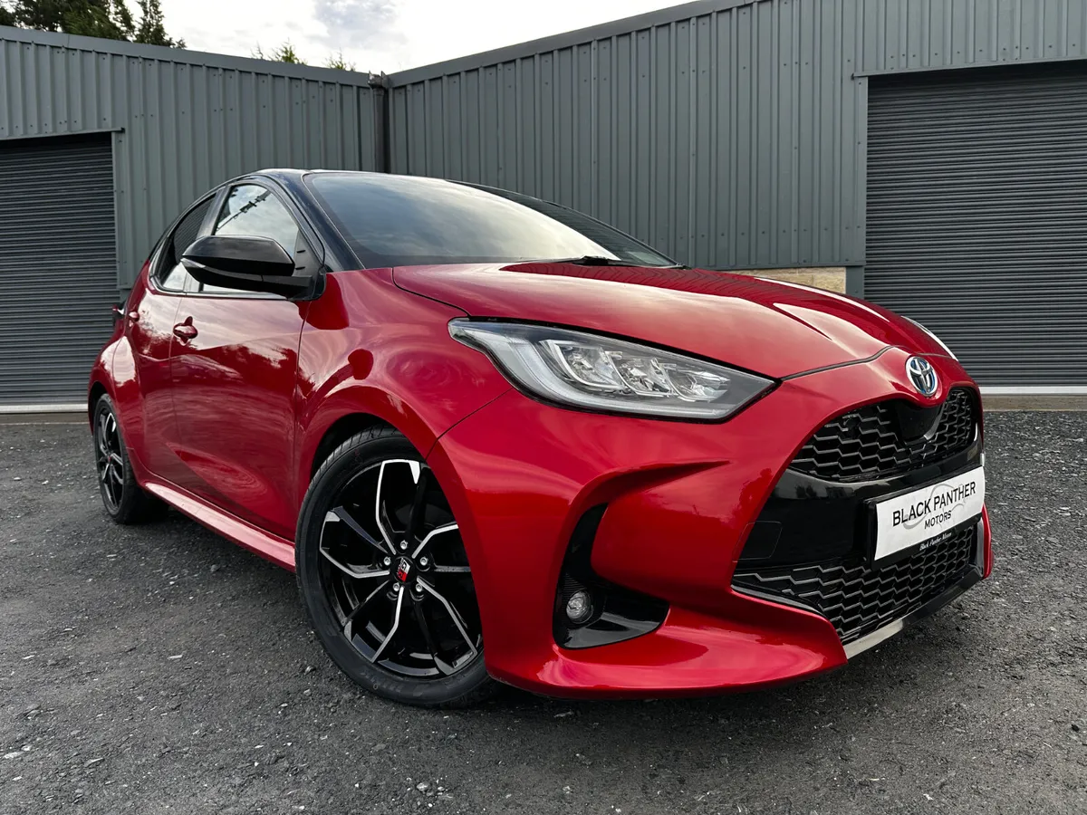 Toyota Yaris 221’ 1.5Hybrid GR Premier LOW MILEAGE - Image 1