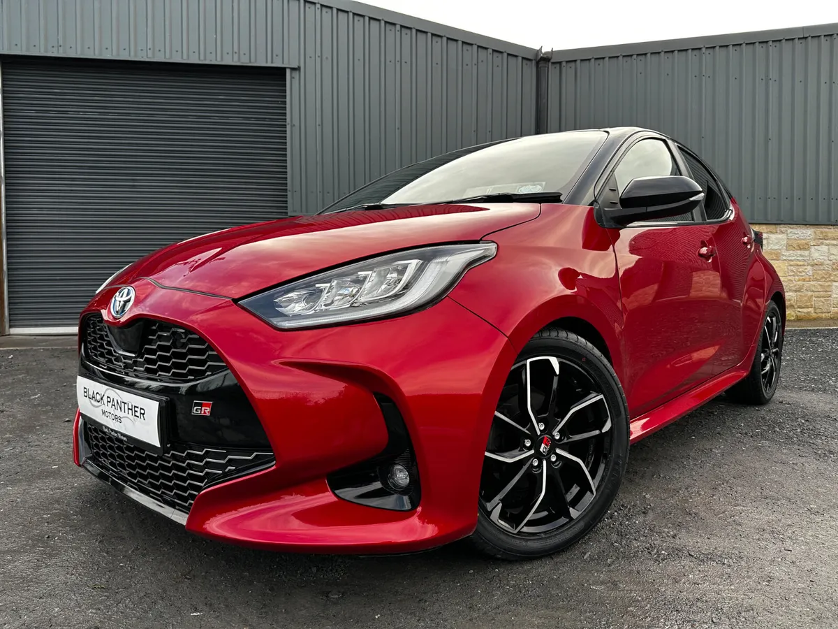 Toyota Yaris 221’ 1.5Hybrid GR Premier LOW MILEAGE - Image 2