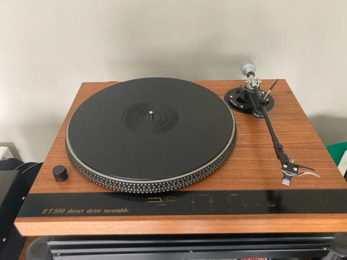 Monitor Audio Turntable - Image 1