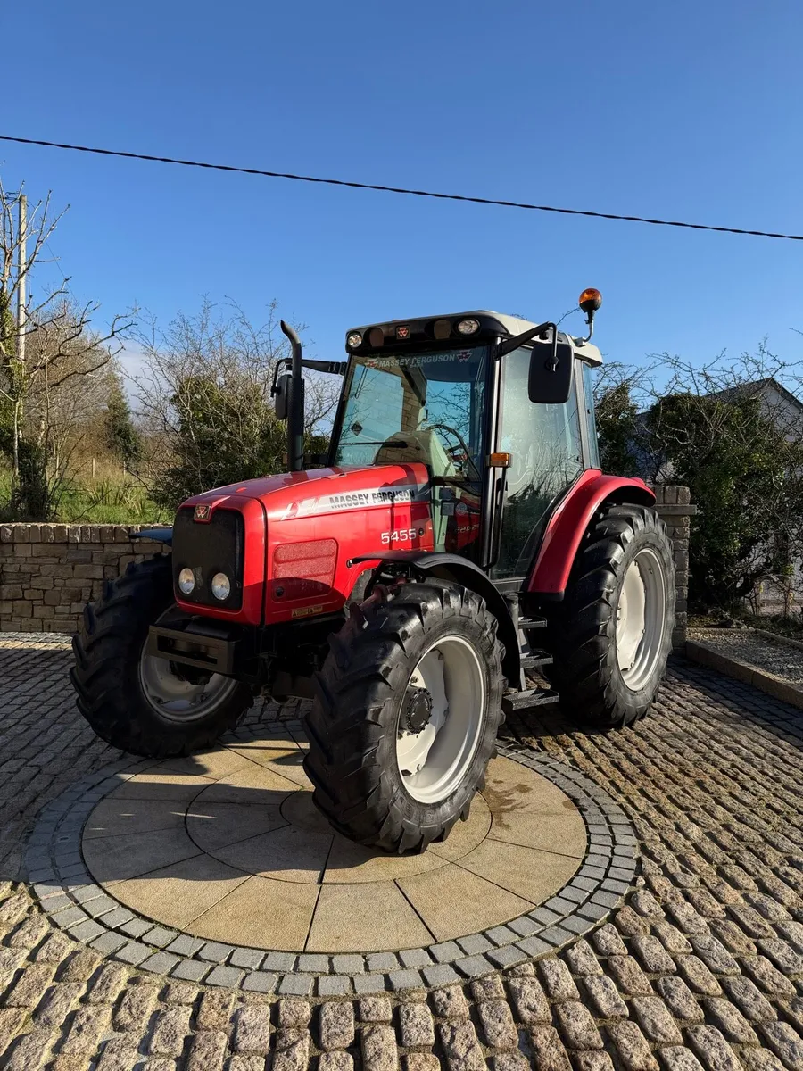 Massey Ferguson 5455 *2850 hours* - Image 1
