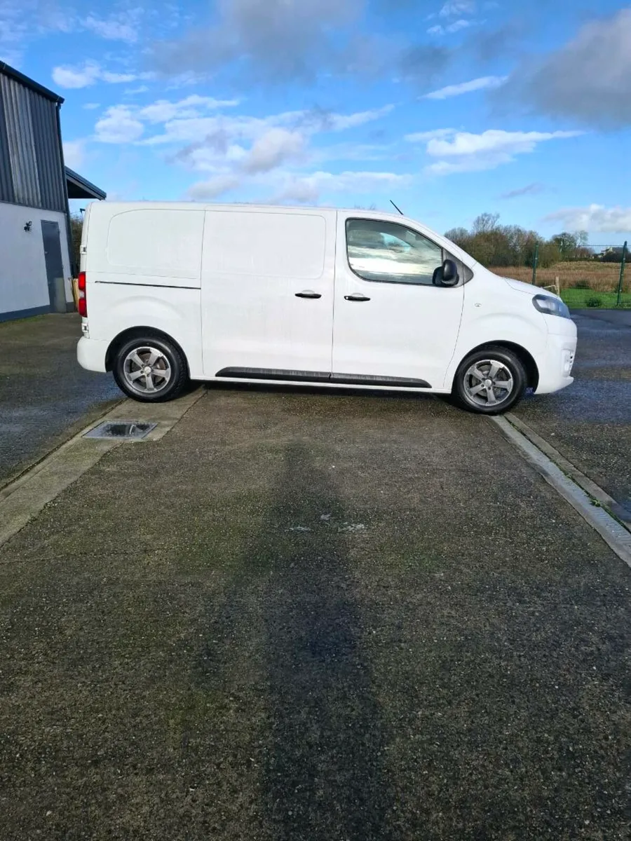 CITROEN DISPATCH VAN 2019 - Image 2