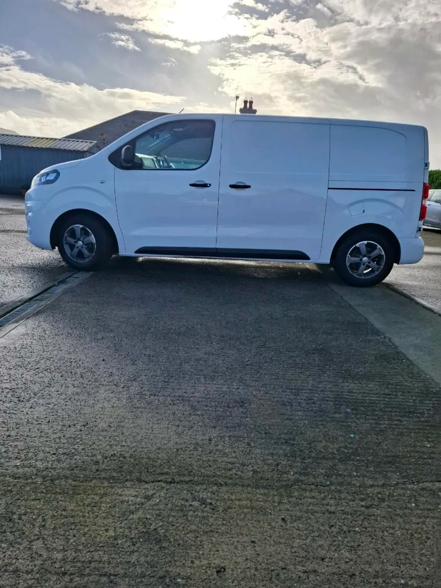 CITROEN DISPATCH VAN 2019 - Image 3