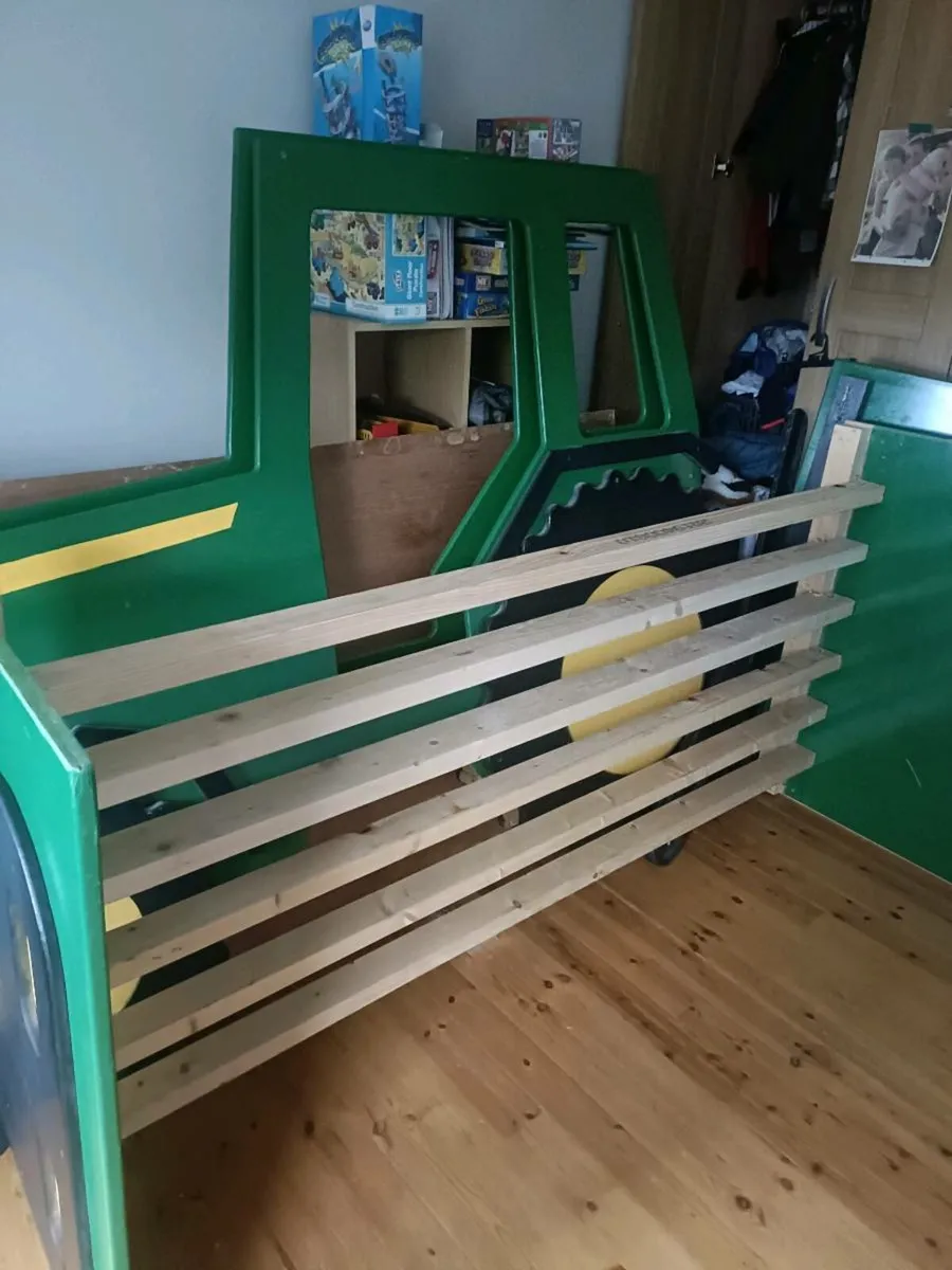 Tractor bed - Image 3